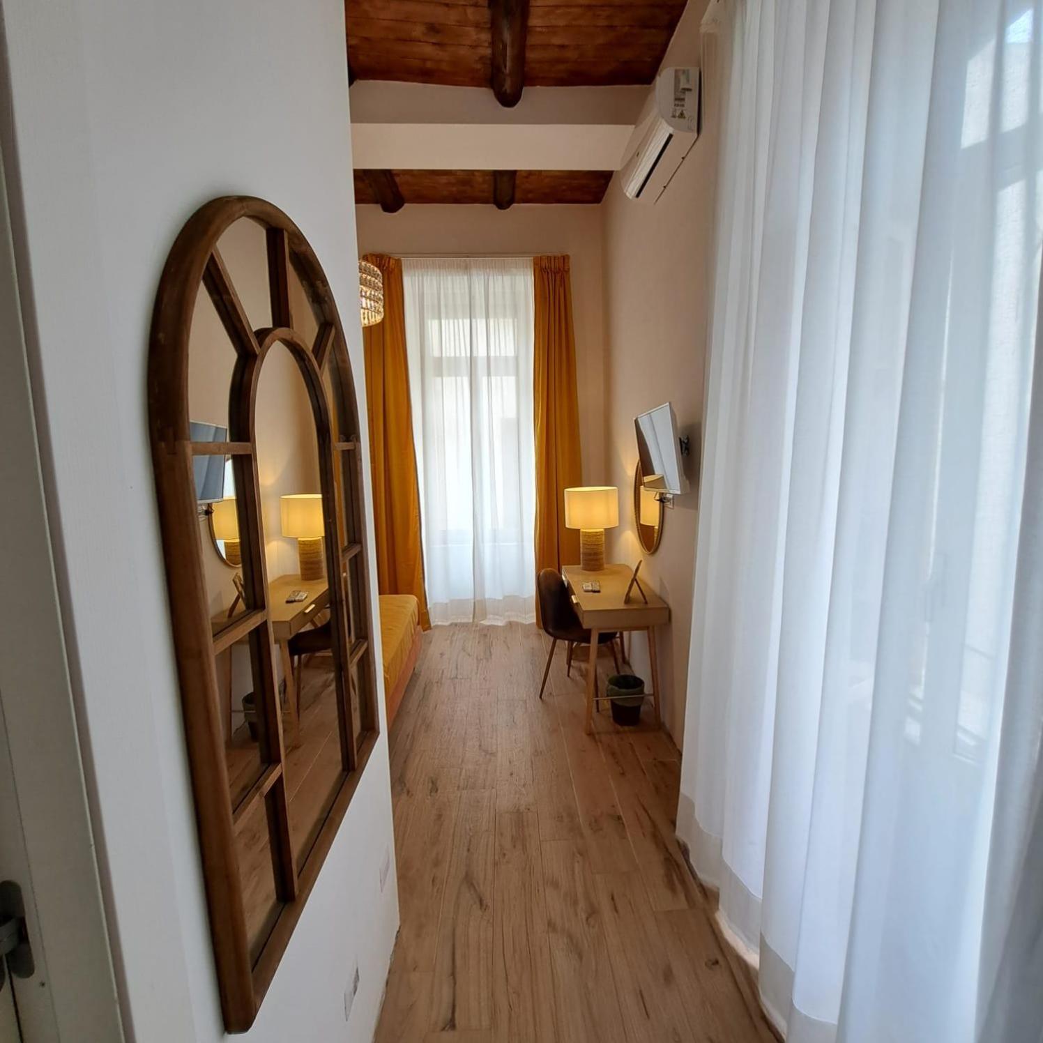 Hotel Domus Sirena Napoli Esterno foto