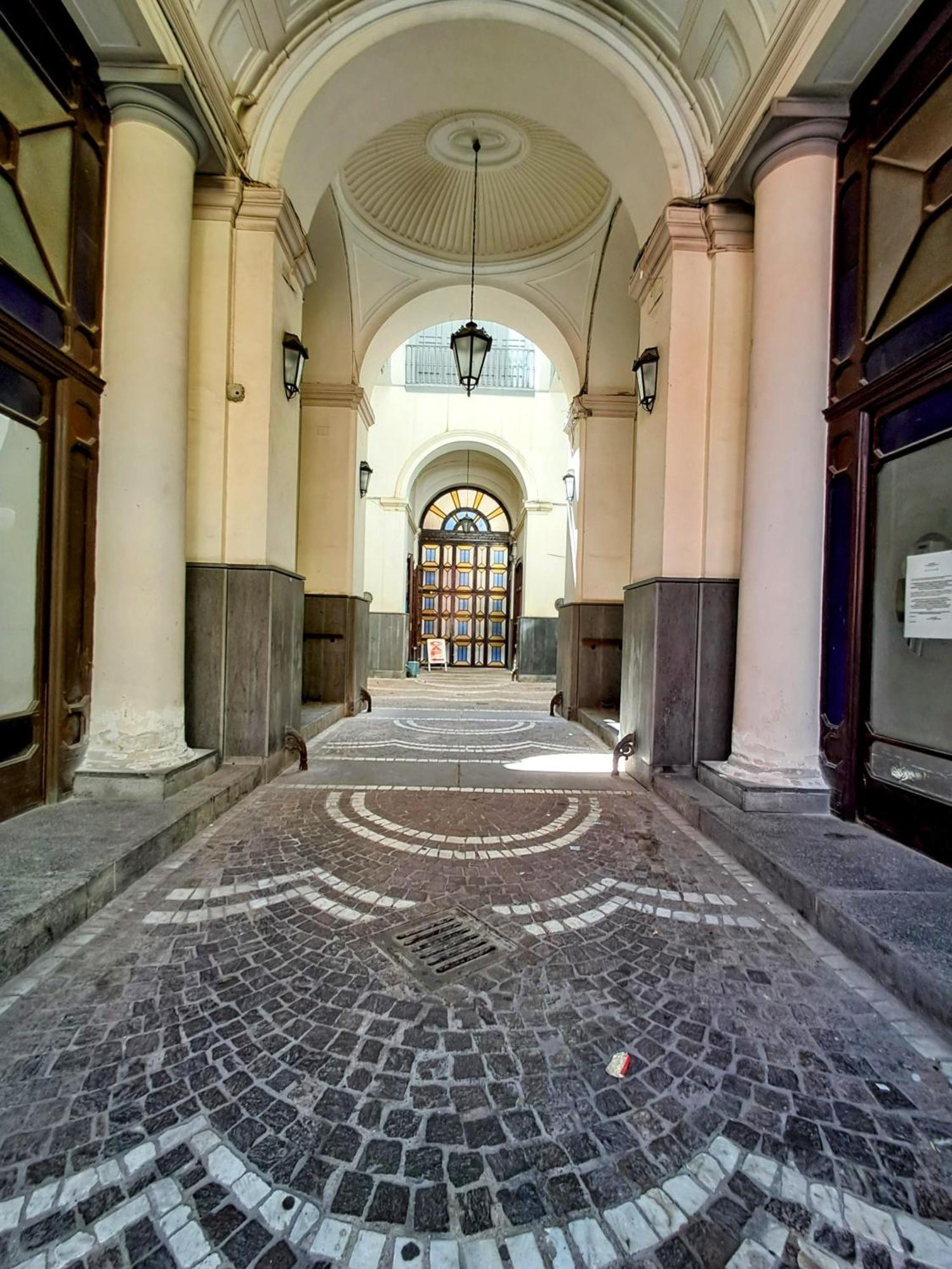Hotel Domus Sirena Napoli Esterno foto